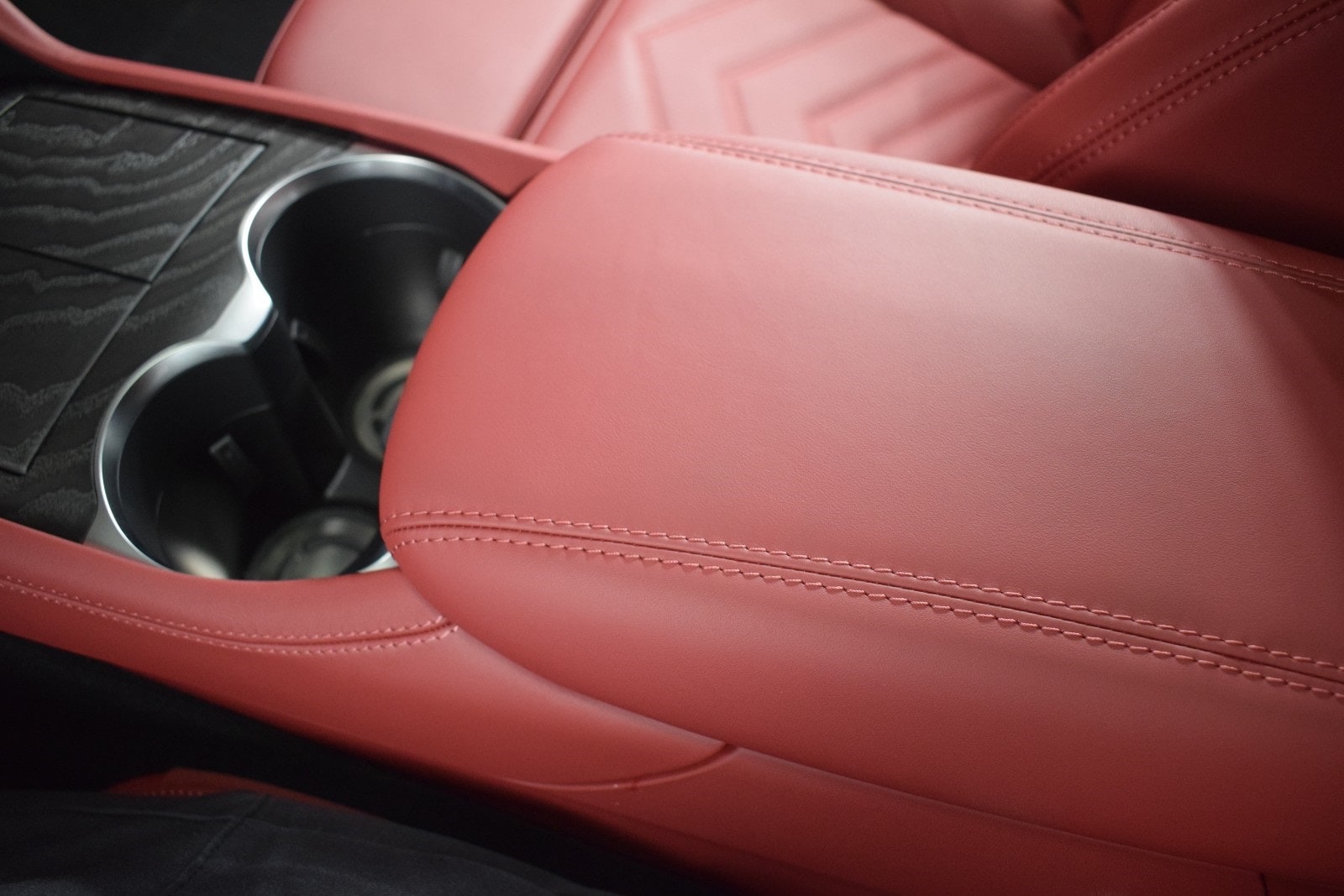 Thumbnail: 2025 Maserati Grecale - 36