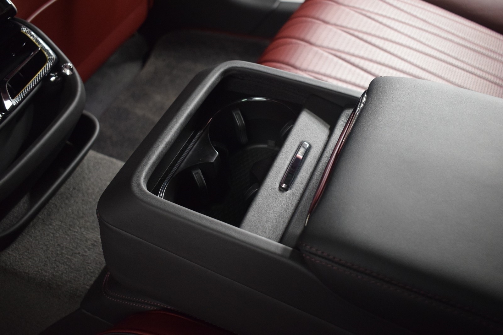 Thumbnail: 2023 Bentley Flying Spur - 23