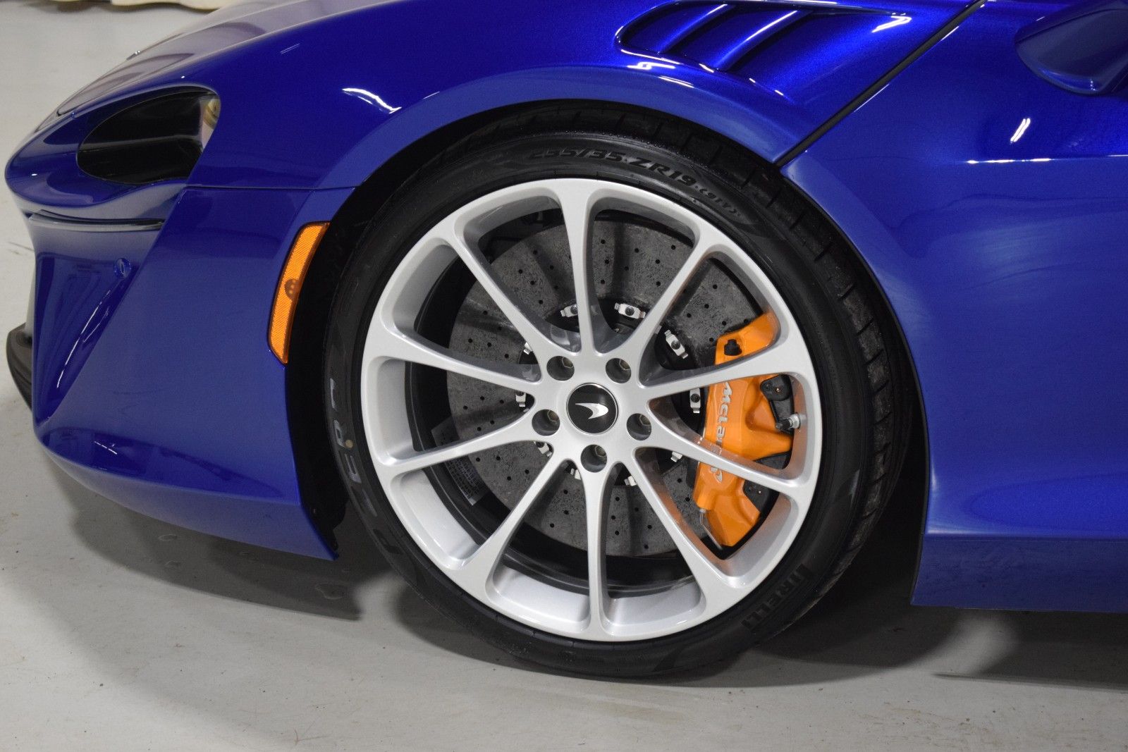 2026 McLaren Artura Performance - Photo 6