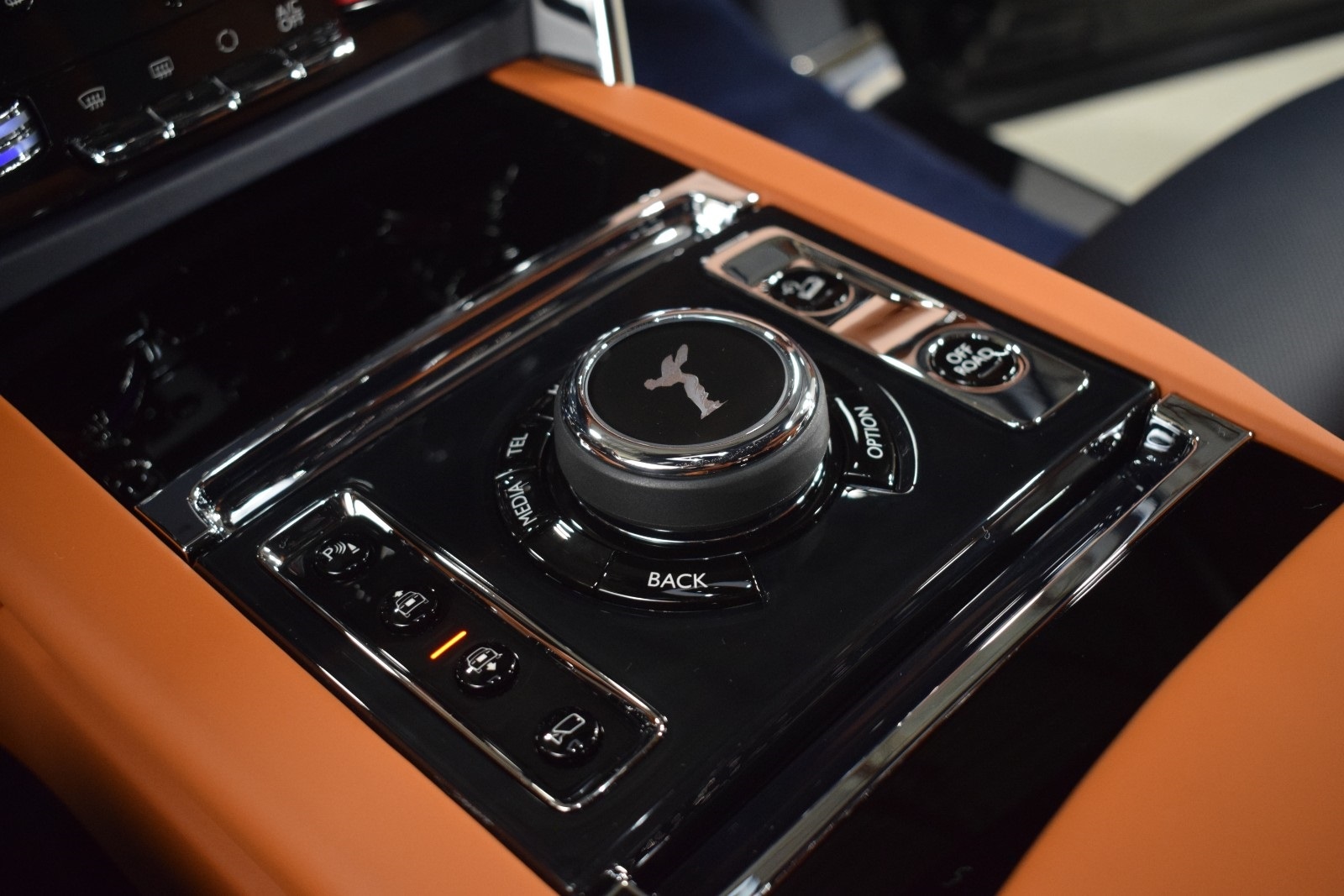 Thumbnail: 2026 Rolls-Royce Cullinan - 34