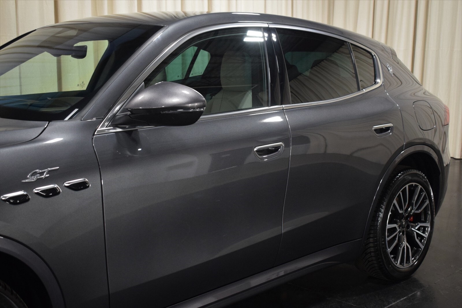 2024 Maserati Grecale GT photo 2