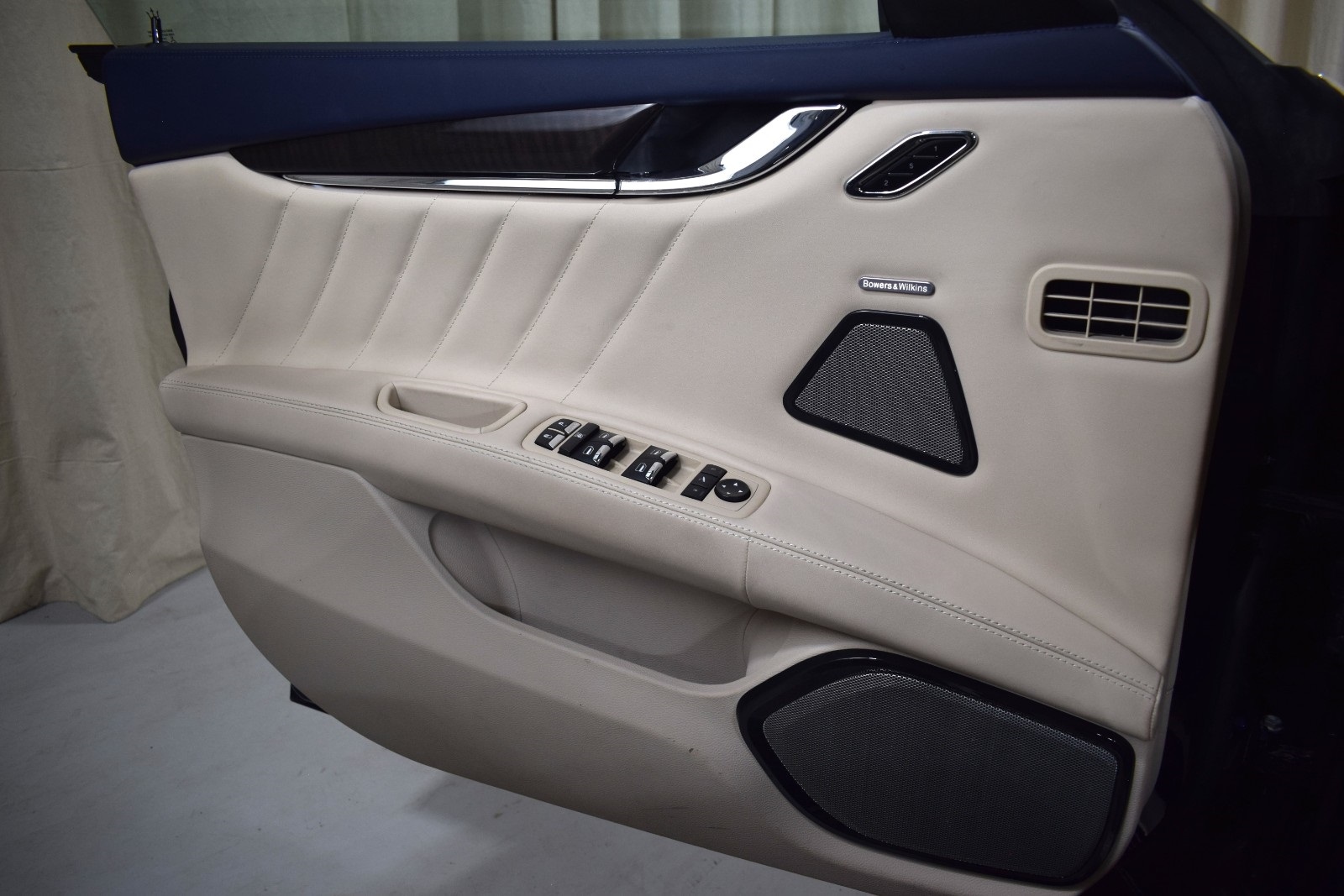 Thumbnail: 2021 Maserati Quattroporte - 37