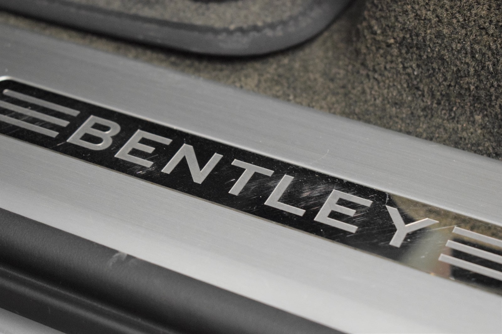 2021 Bentley Bentayga  47