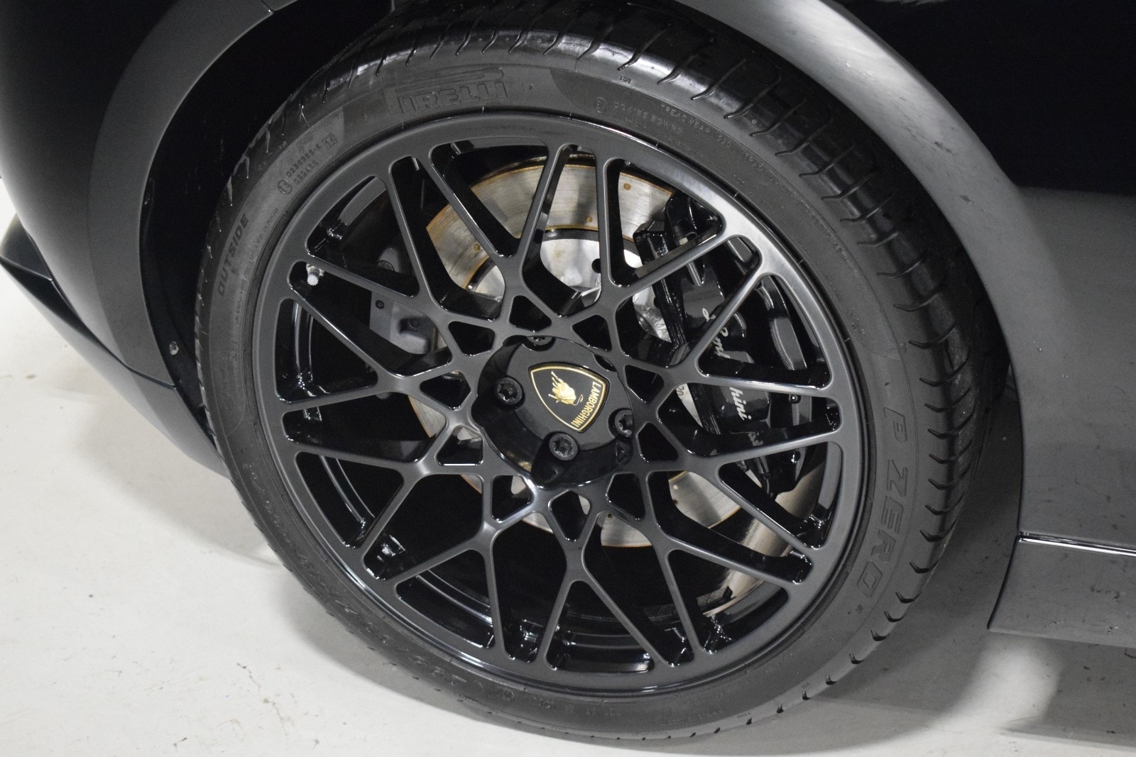 Thumbnail: 2012 Lamborghini Gallardo - 14