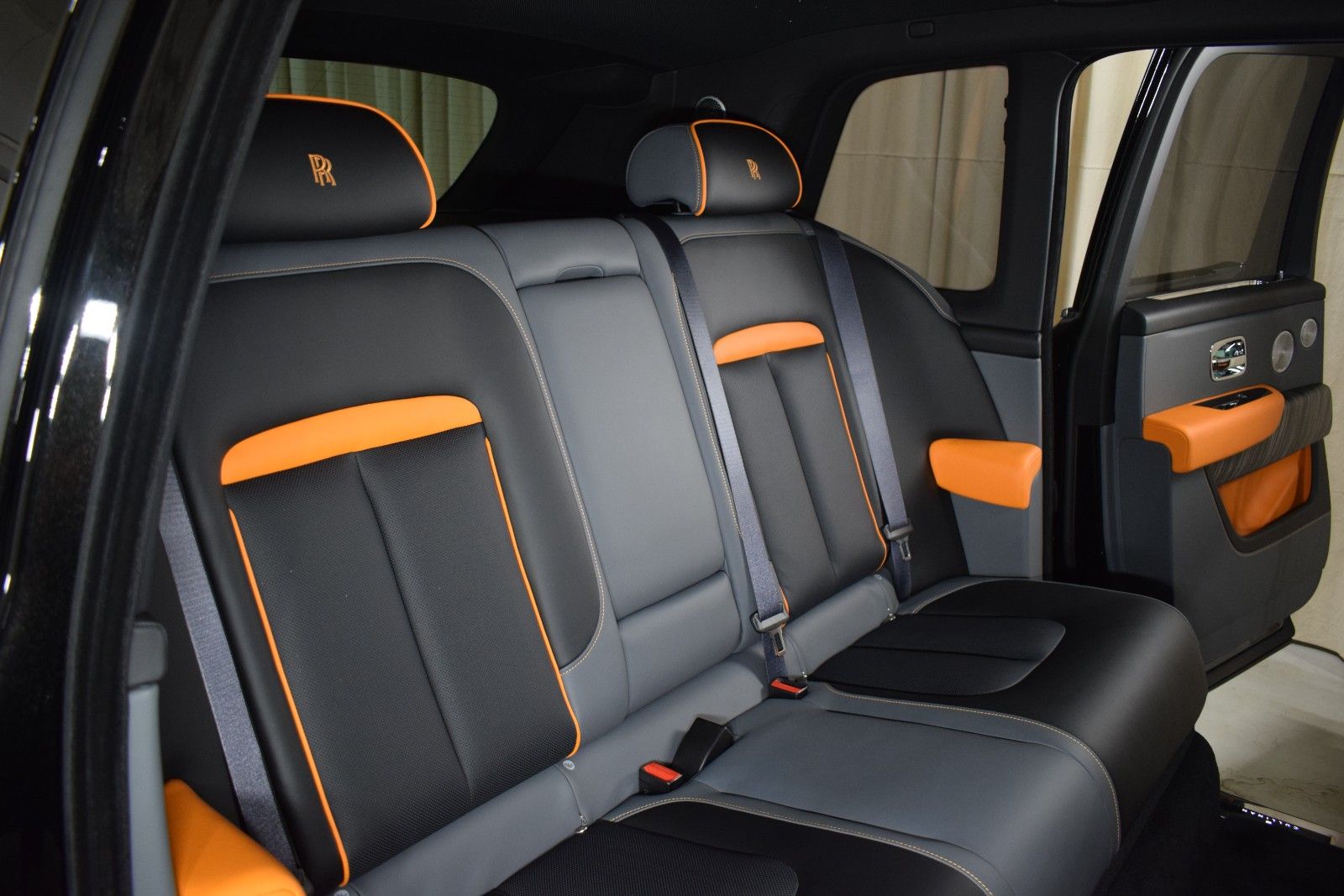 Thumbnail: 2026 Rolls-Royce Cullinan - 20