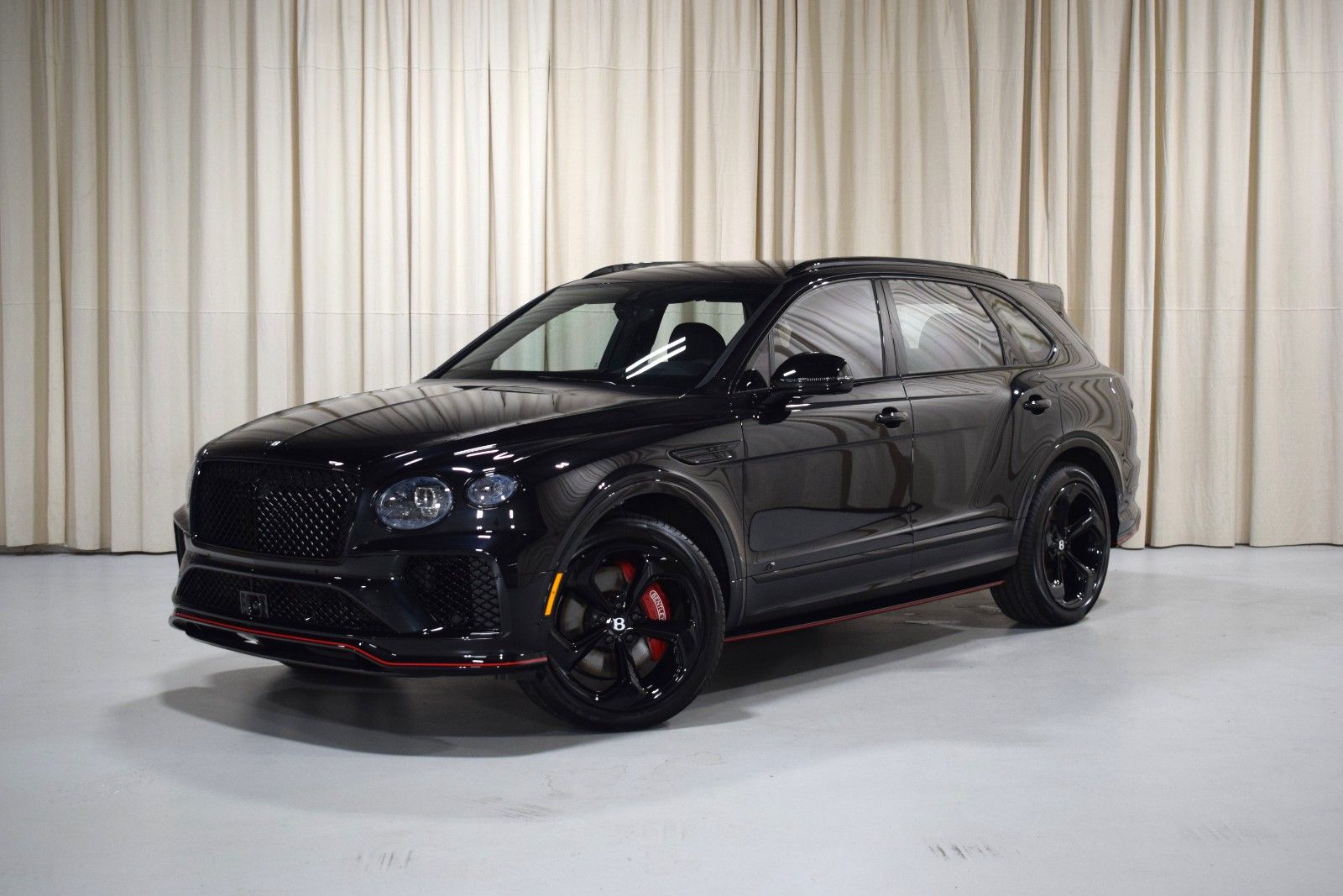 2025 Bentley Bentayga Black Edition -
                  Troy, MI