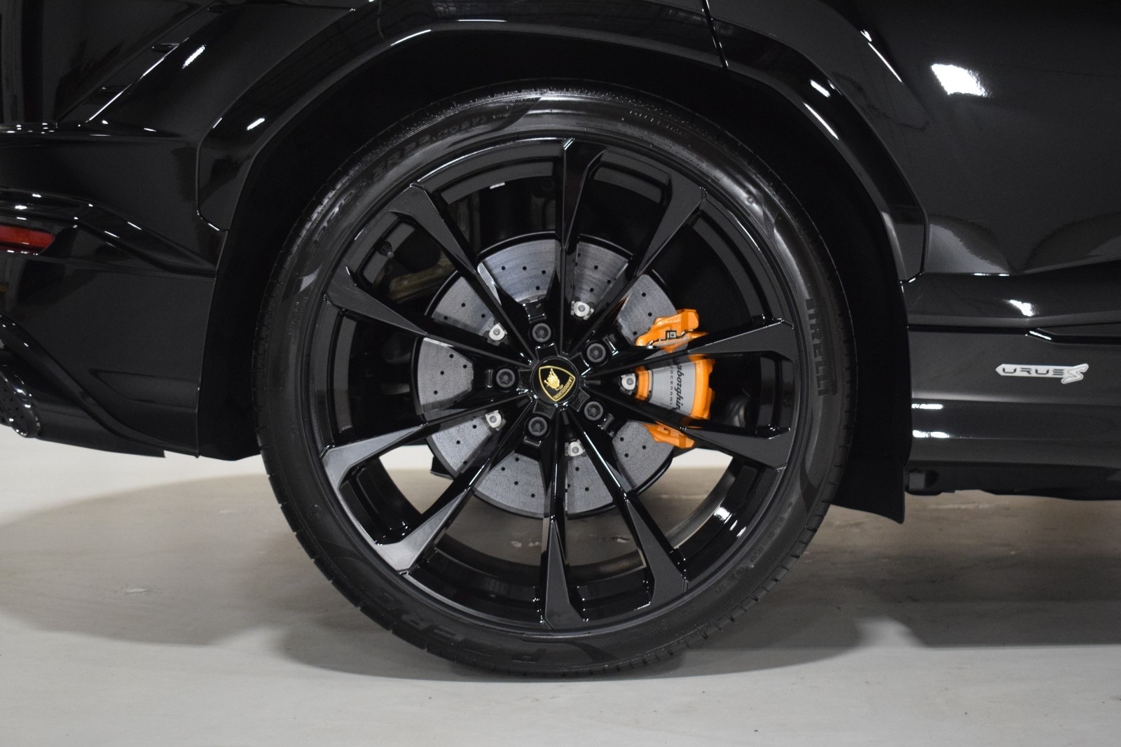 Thumbnail: 2024 Lamborghini Urus - 14