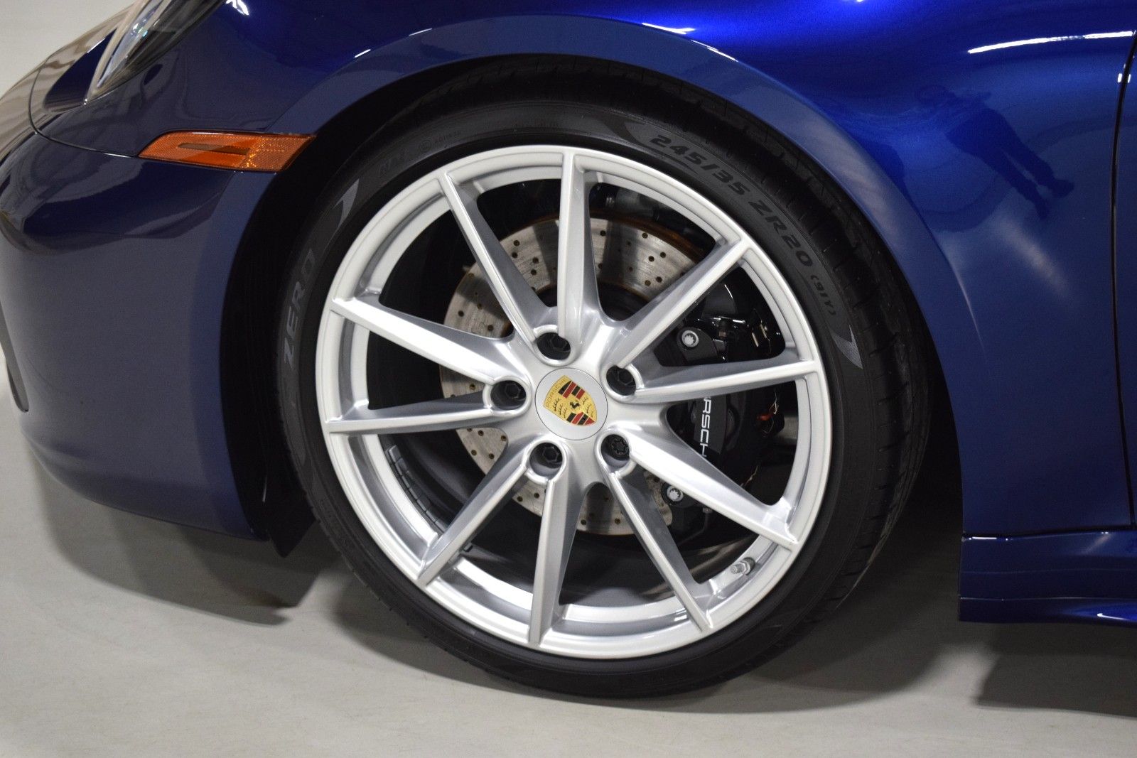 Thumbnail: 2023 Porsche 911 - 6