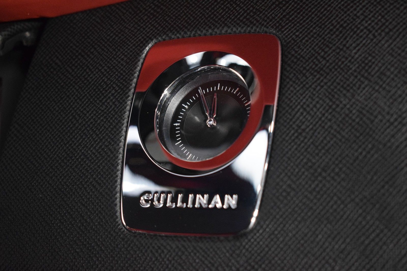 Thumbnail: 2022 Rolls-Royce Cullinan - 28