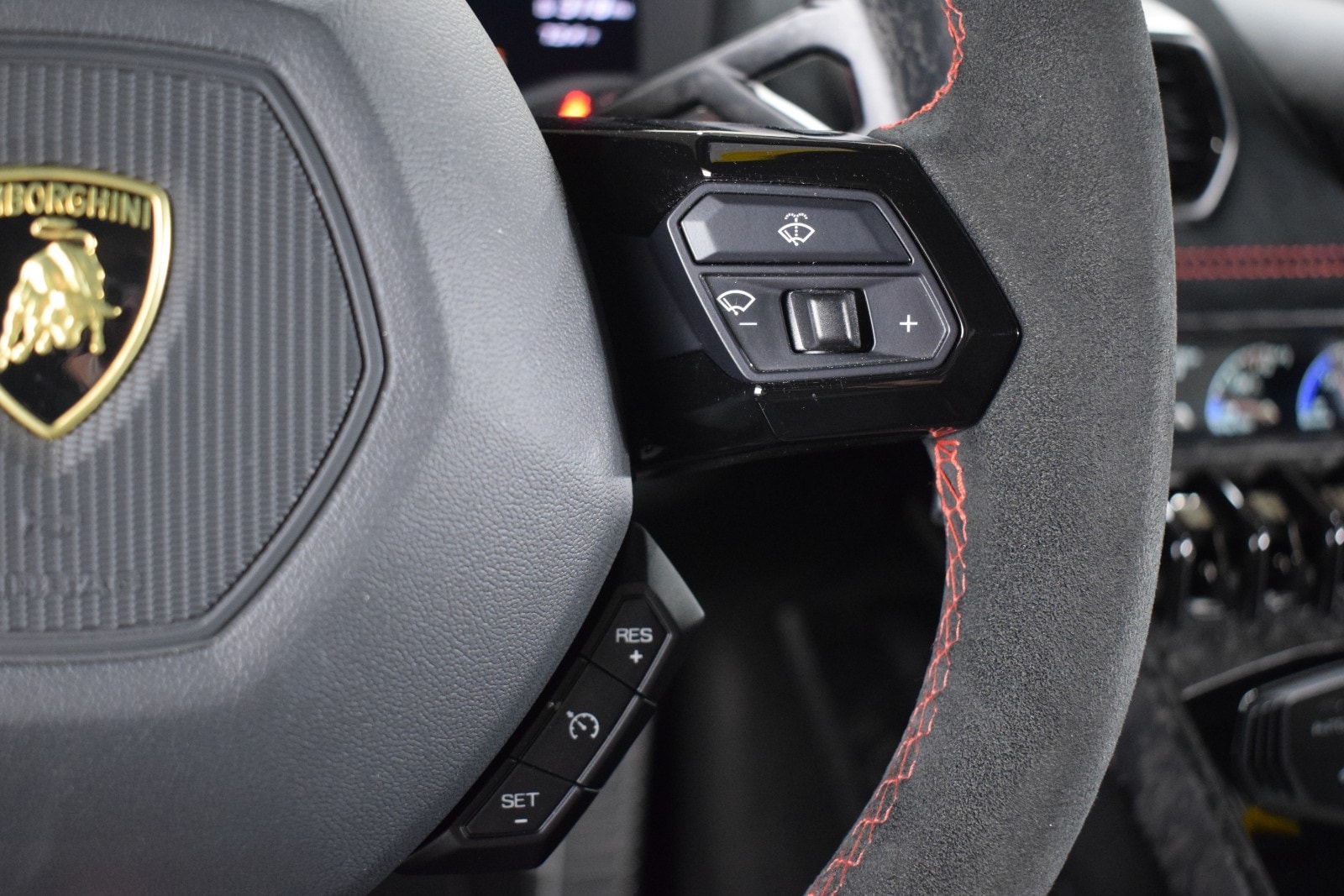 Thumbnail: 2019 Lamborghini Huracan - 25
