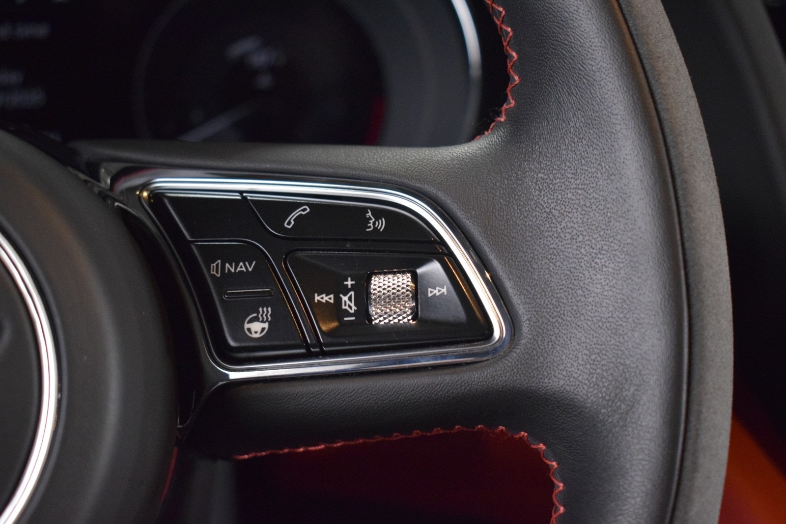 Thumbnail: 2022 Bentley Bentayga - 29