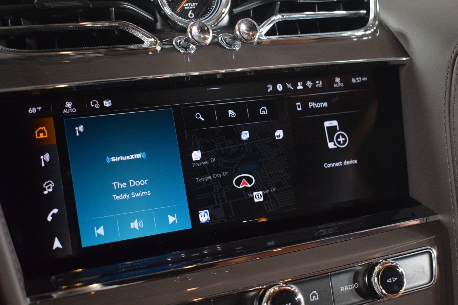 Thumbnail: 2025 Bentley Bentayga - 34