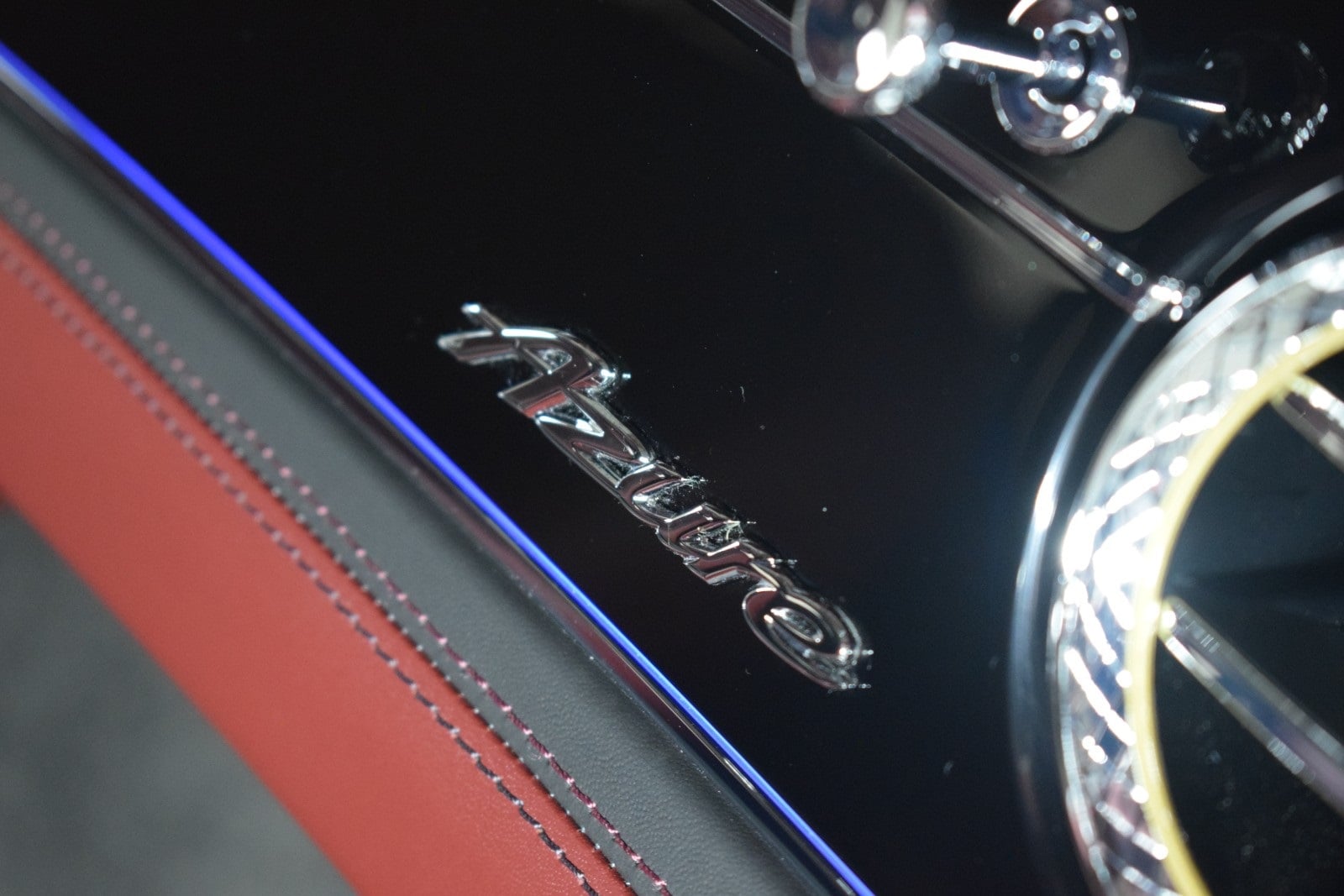 Thumbnail: 2023 Bentley Flying Spur - 27