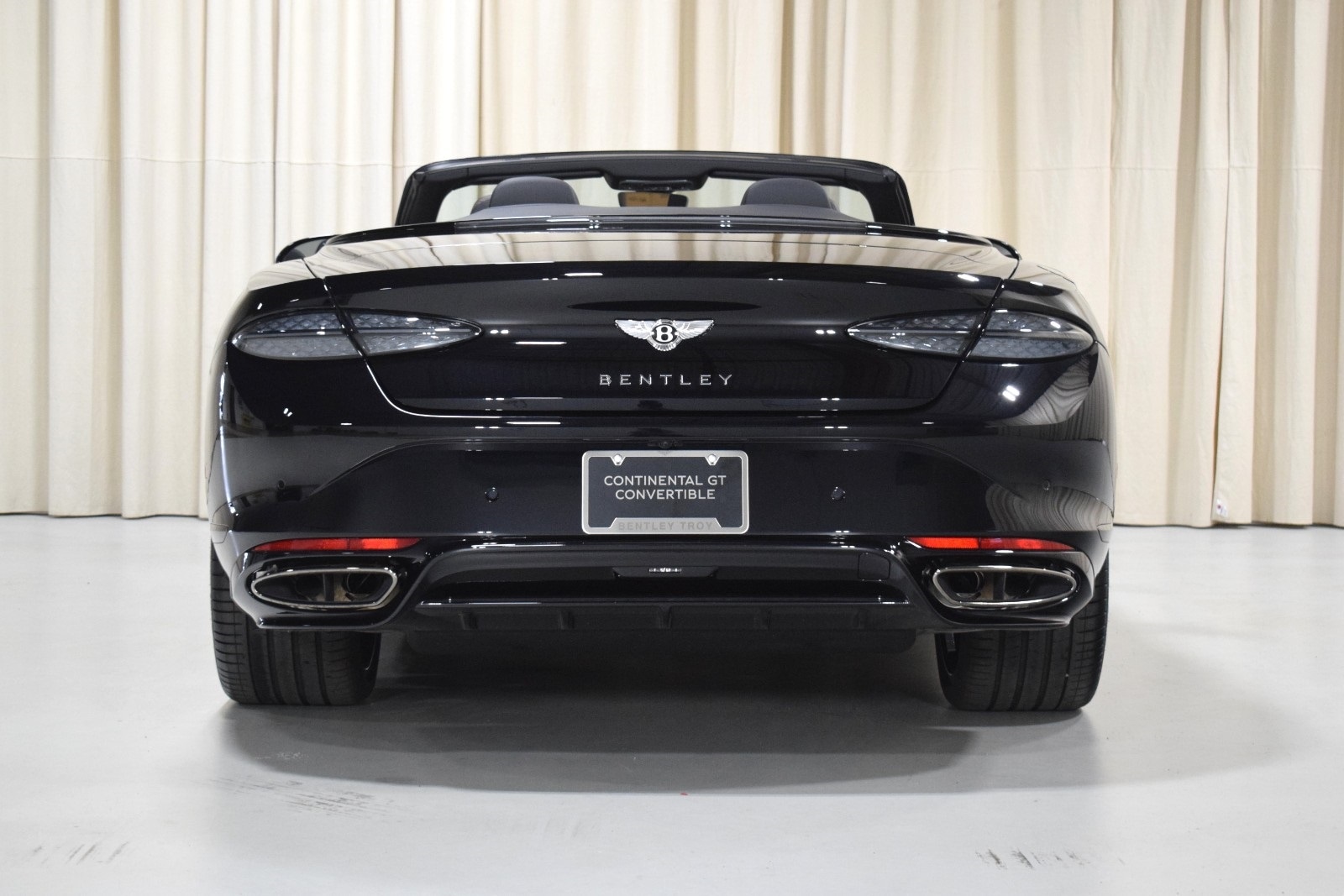 Thumbnail: 2025 Bentley Continental - 14