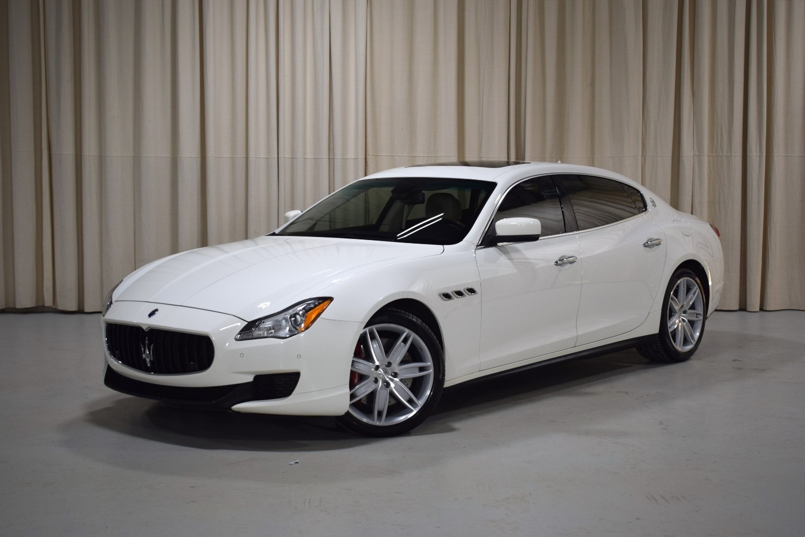 Thumbnail: 2014 Maserati Quattroporte - 1