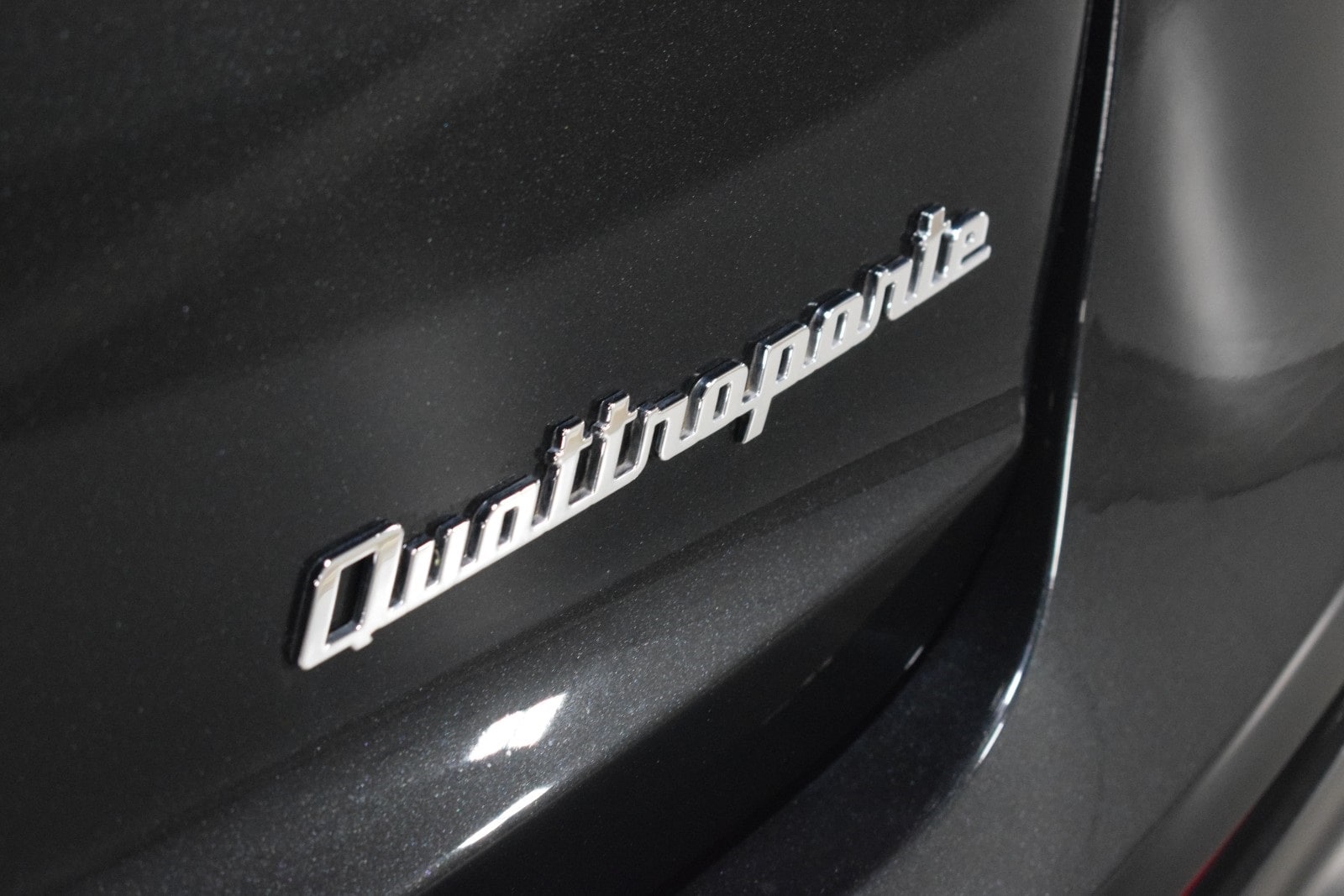 Thumbnail: 2022 Maserati Quattroporte - 12