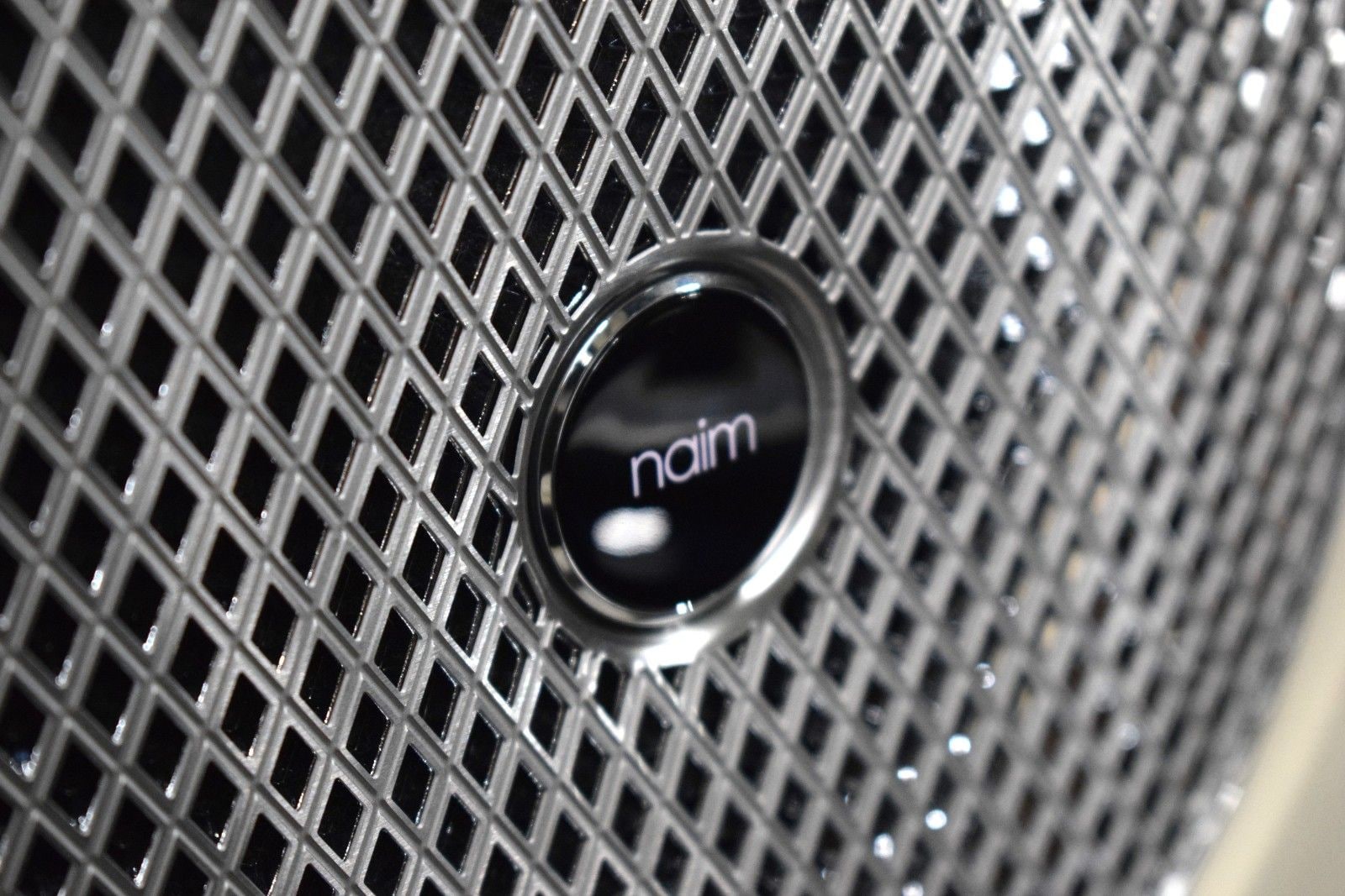 Thumbnail: 2025 Bentley Bentayga - 41