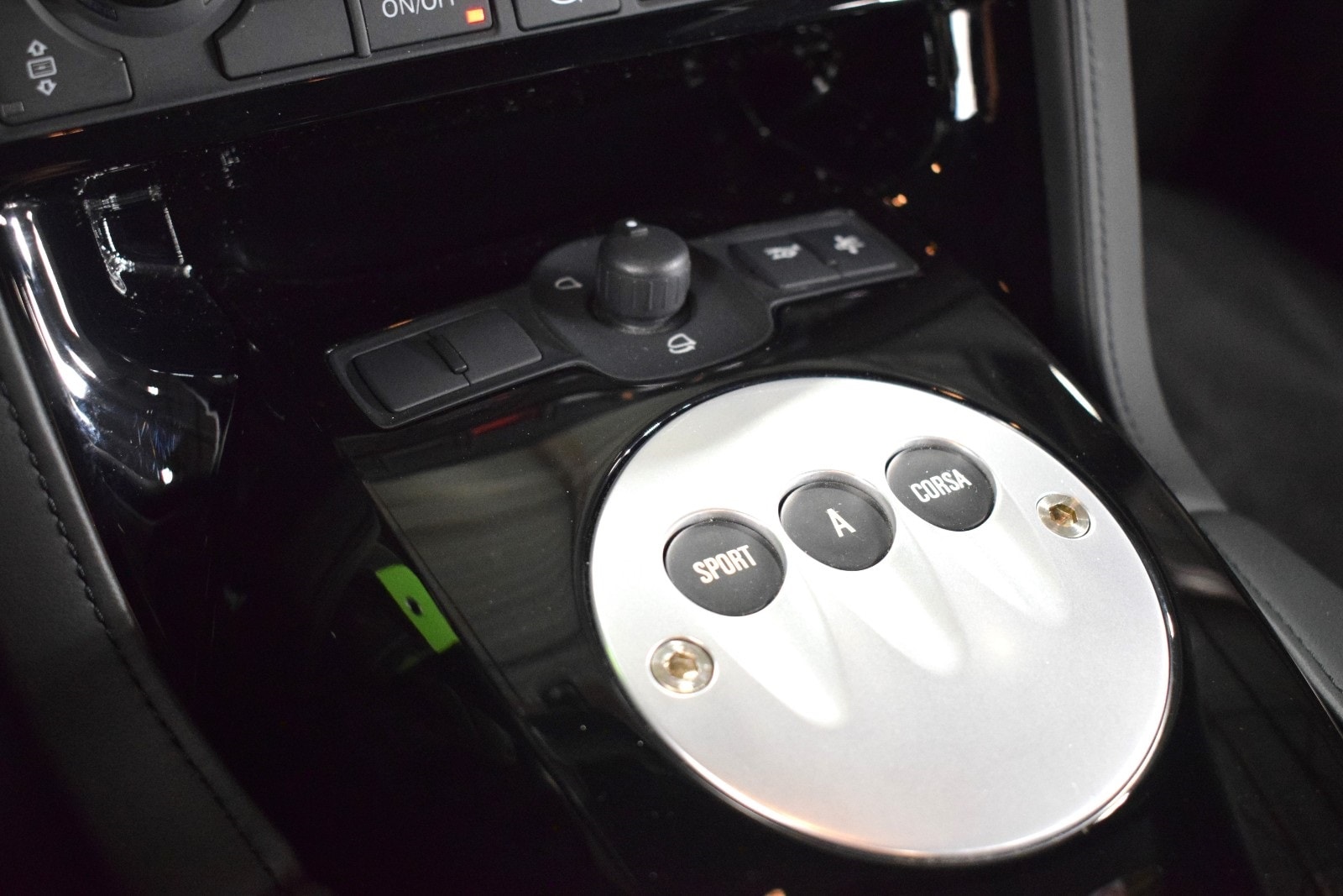 Thumbnail: 2012 Lamborghini Gallardo - 27