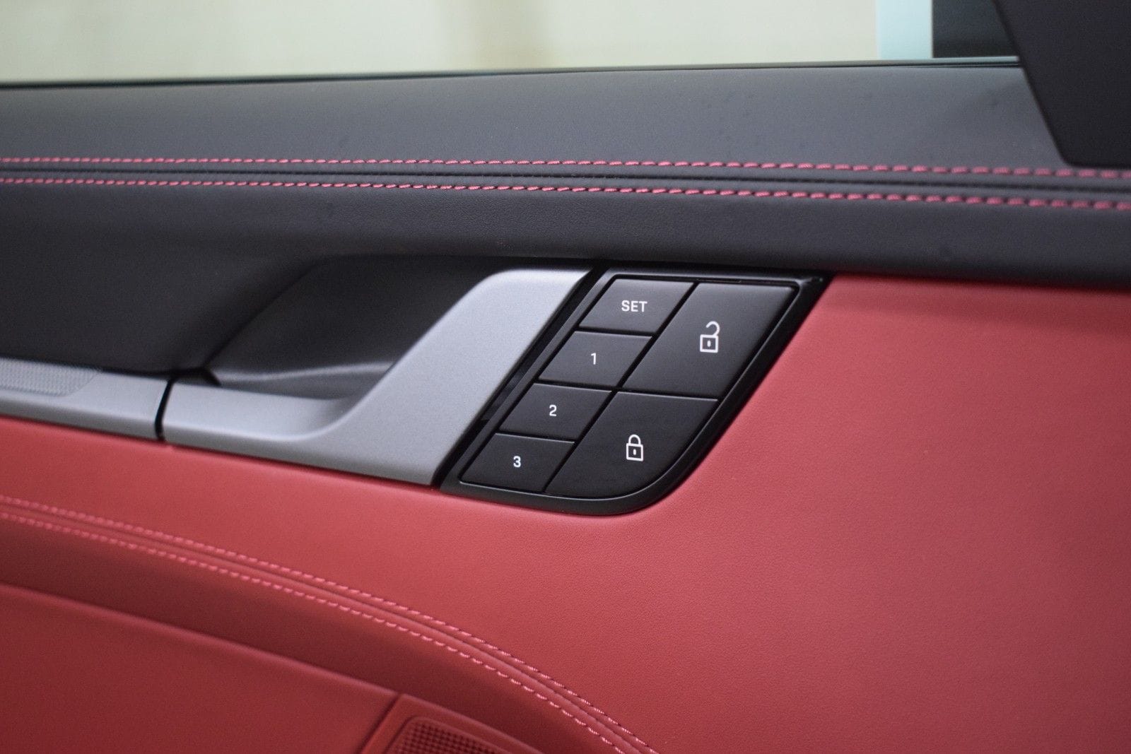 Thumbnail: 2024 Porsche 911 - 36