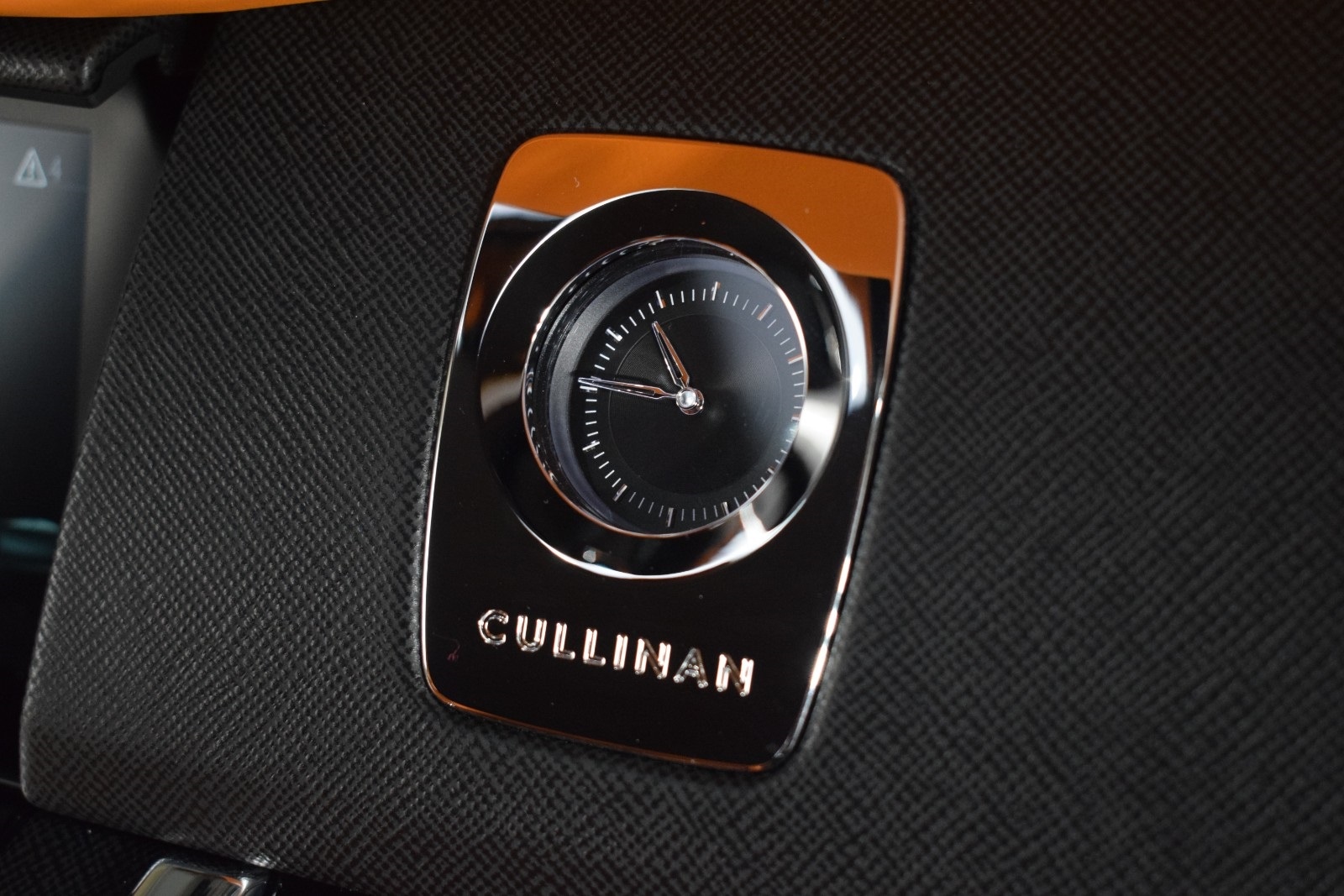 Thumbnail: 2023 Rolls-Royce Cullinan - 26