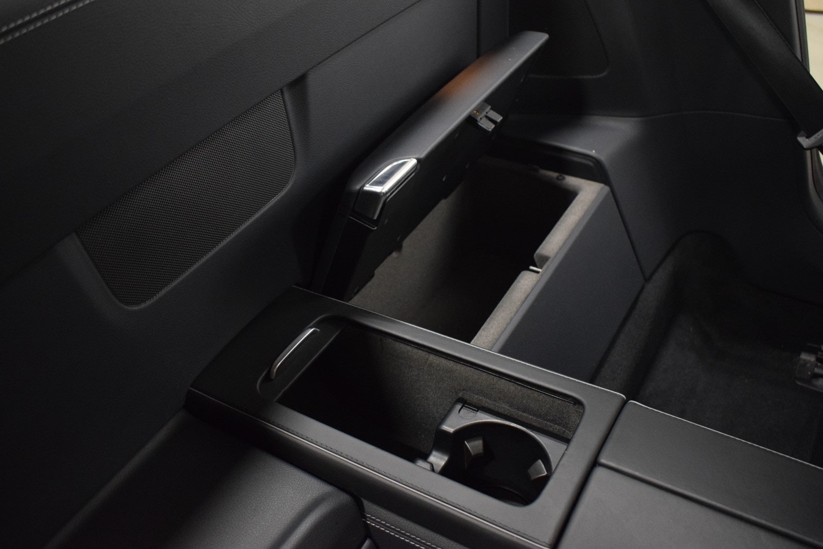 Thumbnail: 2013 Mercedes-Benz SL-Class - 20