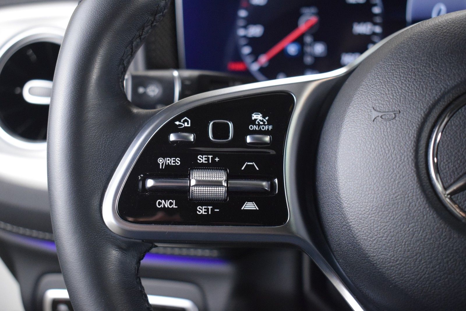 Thumbnail: 2021 Mercedes-Benz G-Class - 25