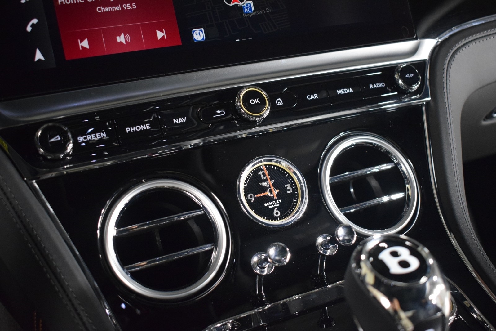 Thumbnail: 2025 Bentley Continental - 30