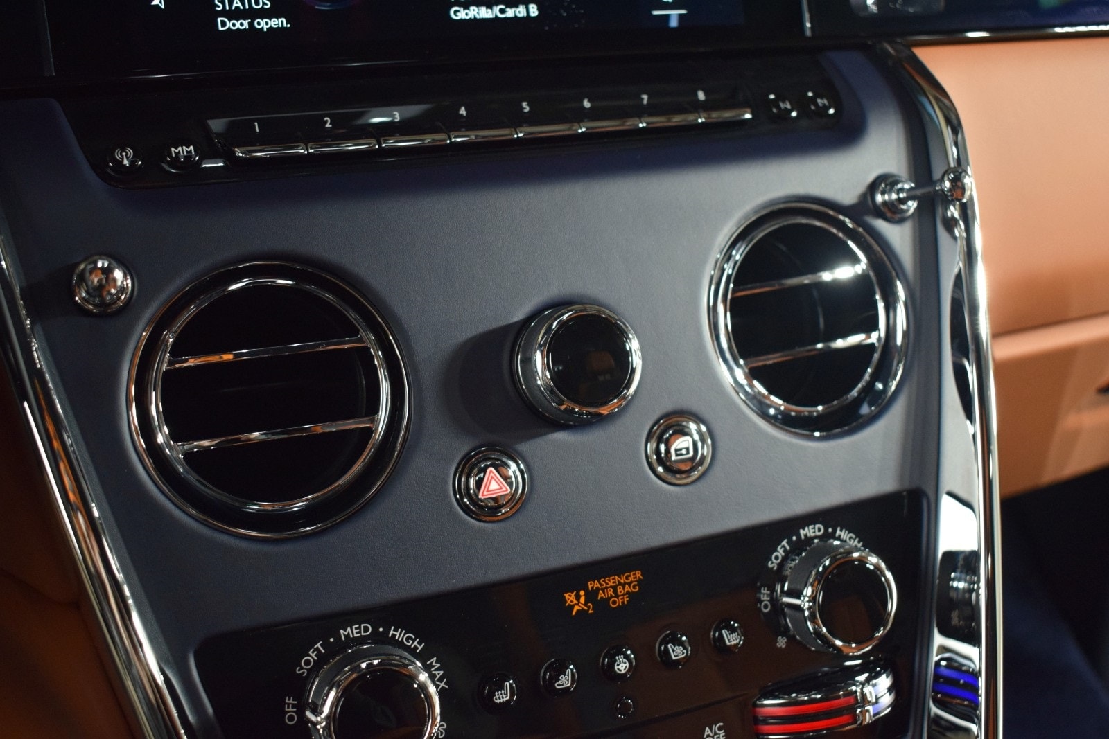 Thumbnail: 2026 Rolls-Royce Cullinan - 31