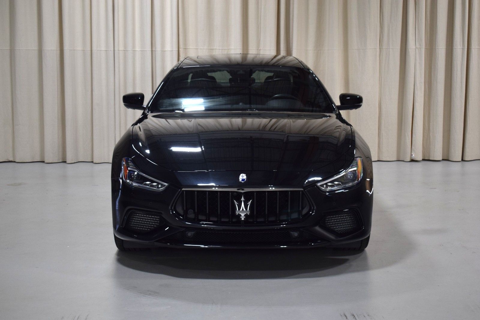 Thumbnail: 2024 Maserati Ghibli - 8