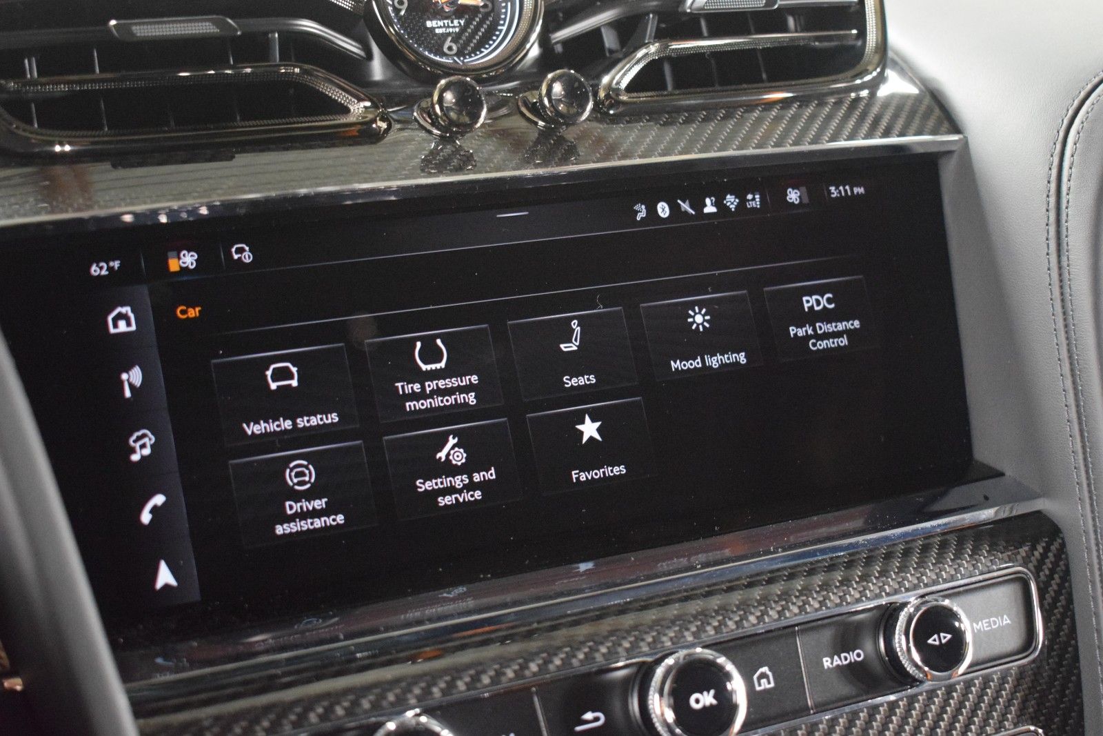 Thumbnail: 2026 Bentley Bentayga - 33