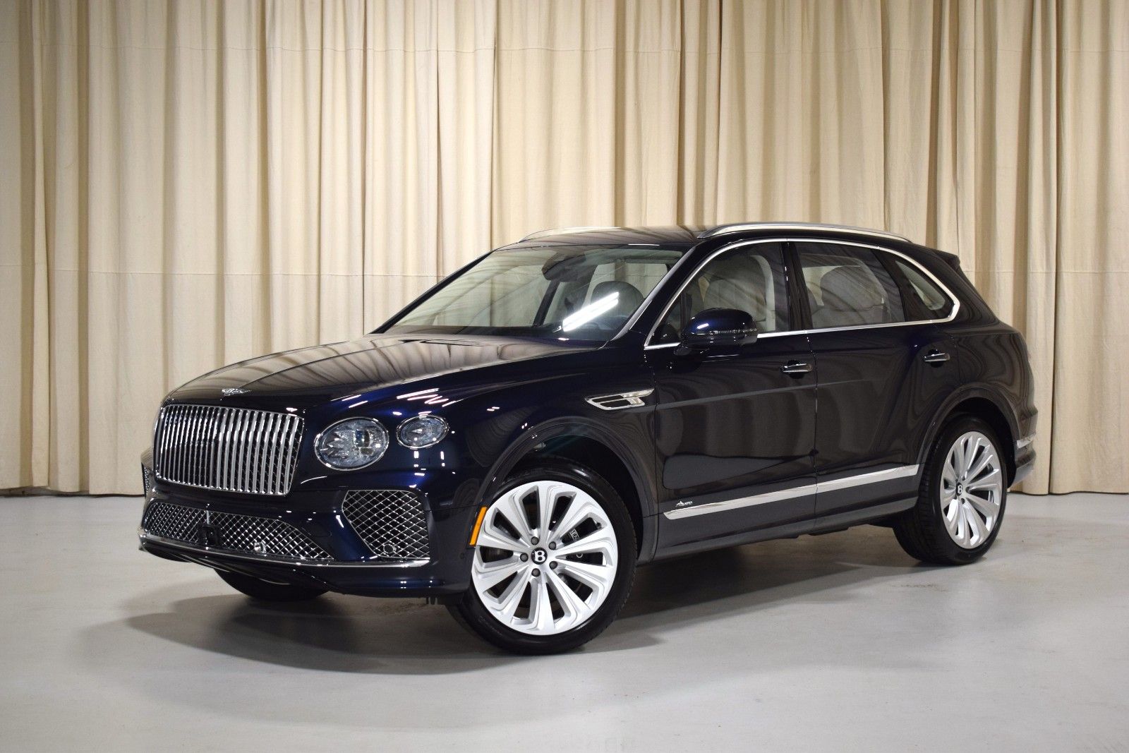 2025 Bentley Bentayga Azure -
                  Troy, MI