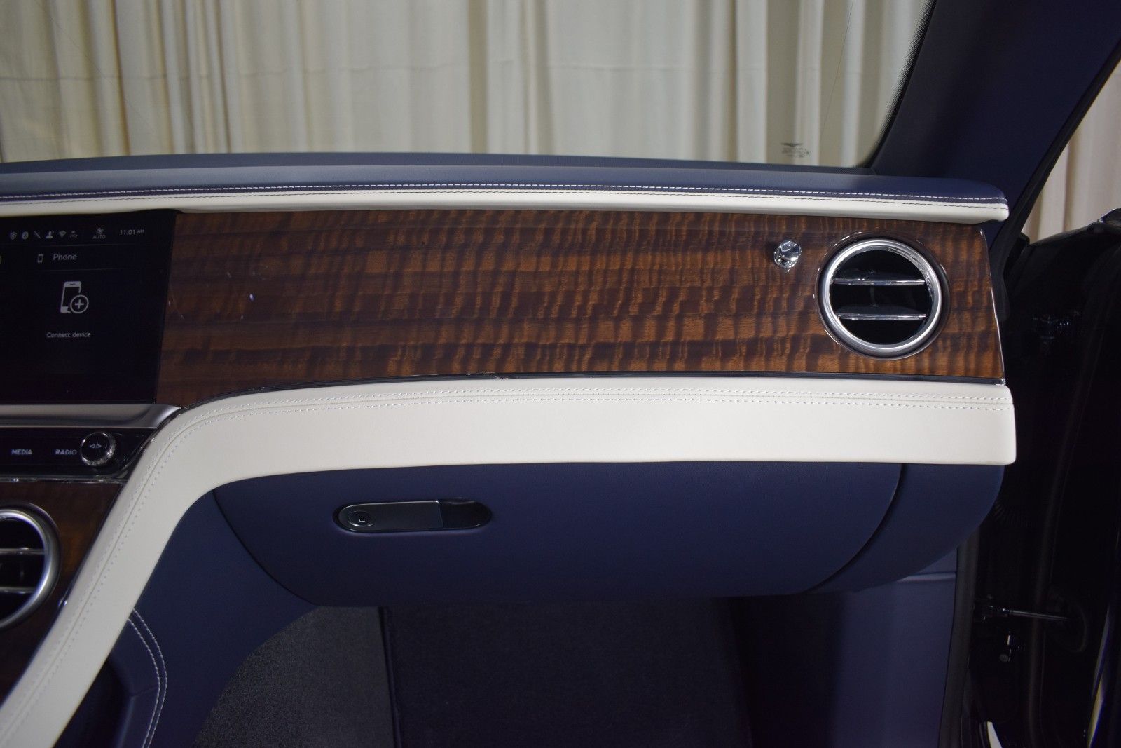 Thumbnail: 2026 Bentley Continental - 25