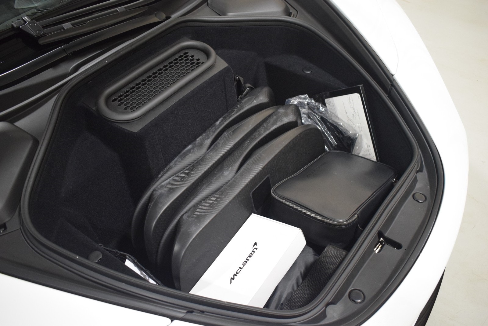 Thumbnail: 2026 Mclaren 750S - 42