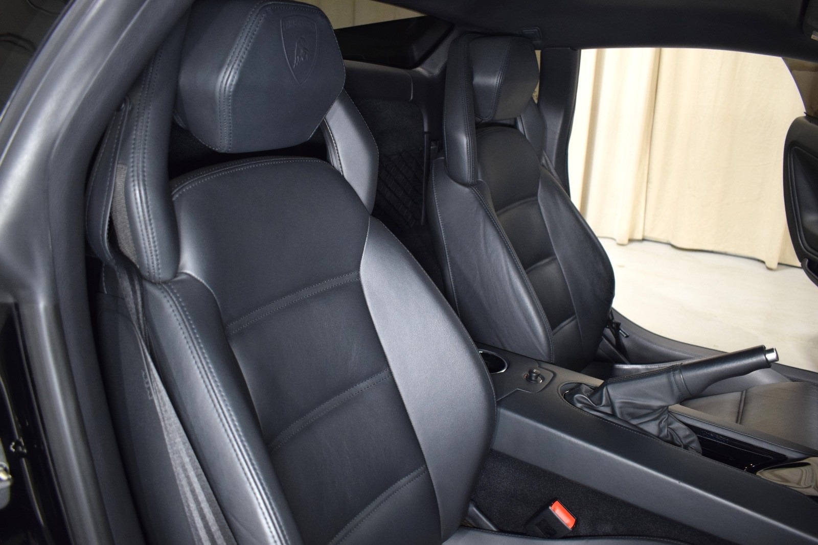Thumbnail: 2012 Lamborghini Gallardo - 17