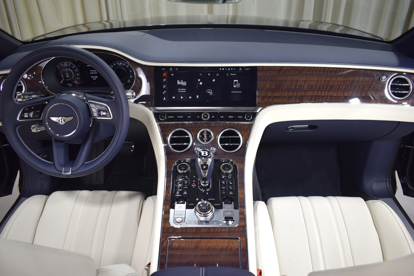2026 Bentley Continental GTC photo 2