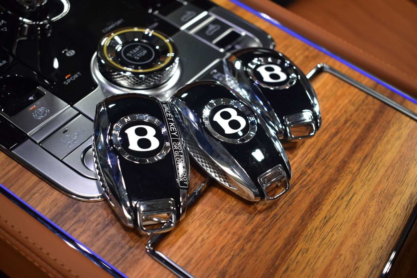 Thumbnail: 2026 Bentley Continental - 39