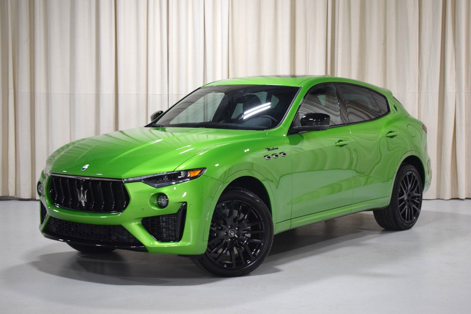 2023 Maserati Levante Modena's photo