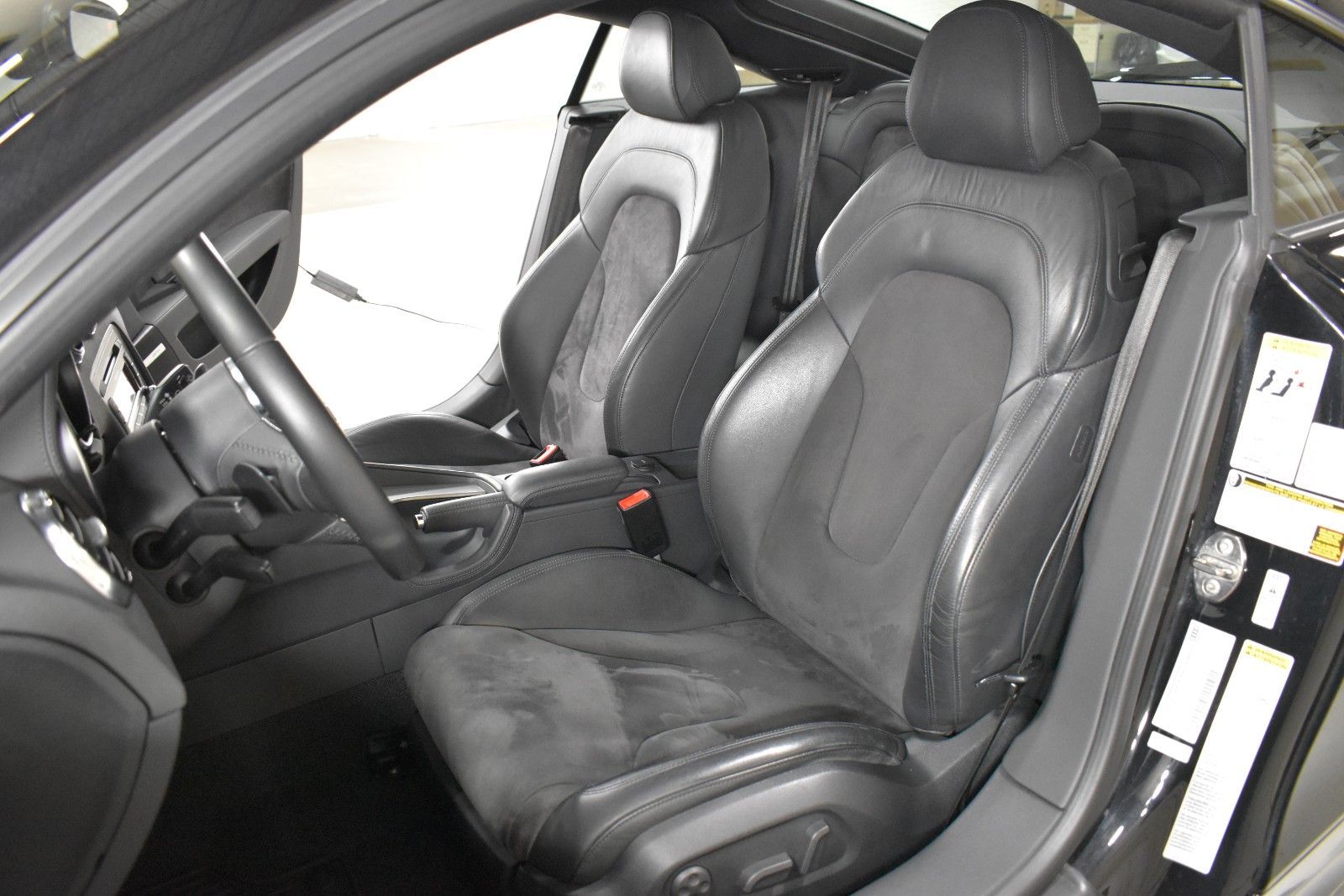 Thumbnail: 2014 Audi TT - 24