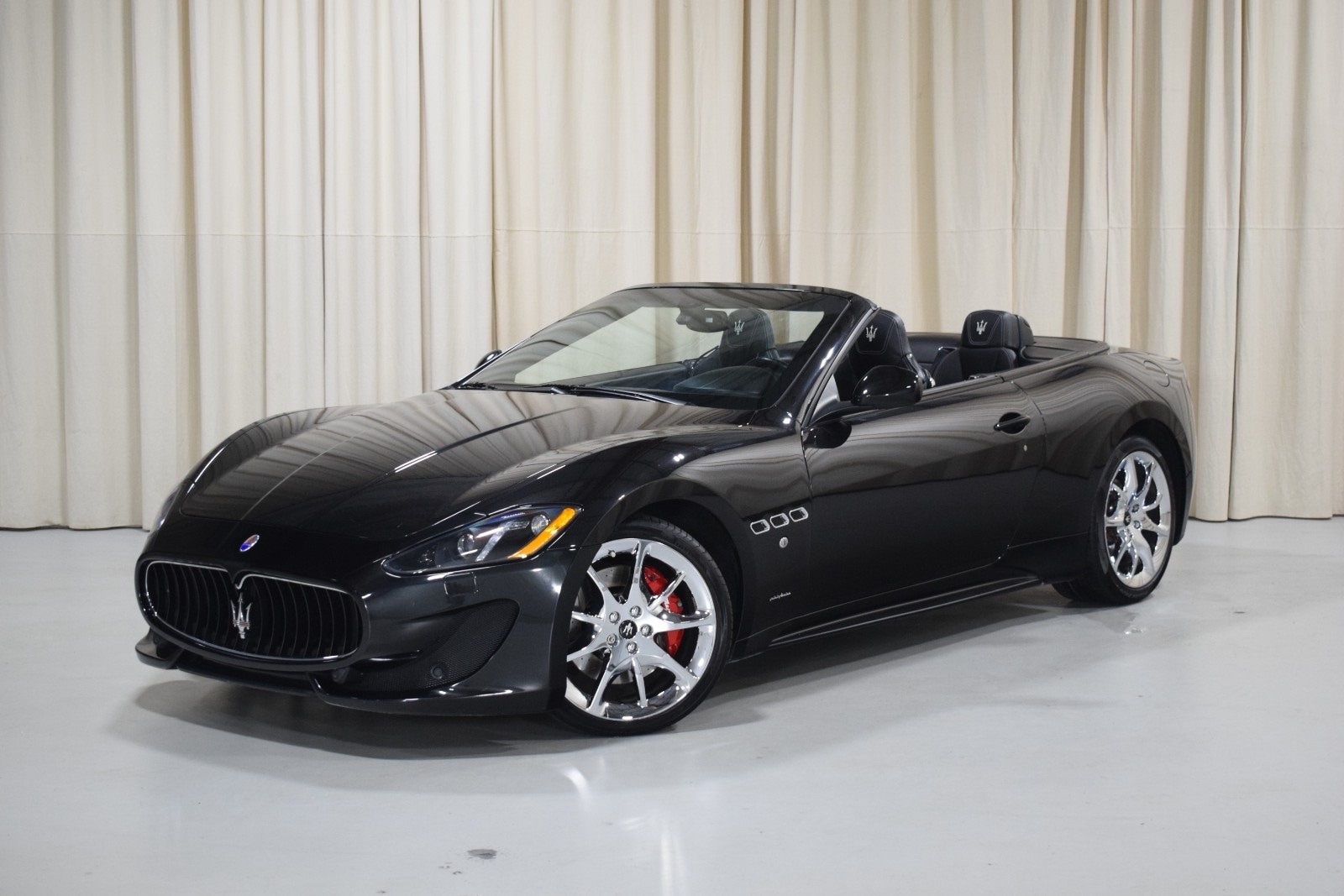 Thumbnail: 2014 Maserati GranTurismo - 2