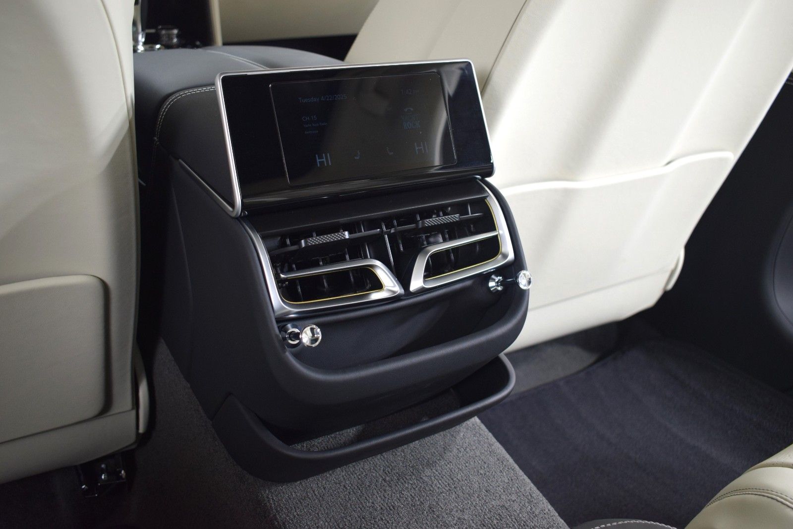 Thumbnail: 2025 Bentley Flying Spur - 21