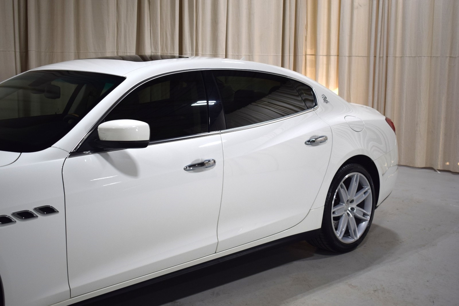 Thumbnail: 2014 Maserati Quattroporte - 2