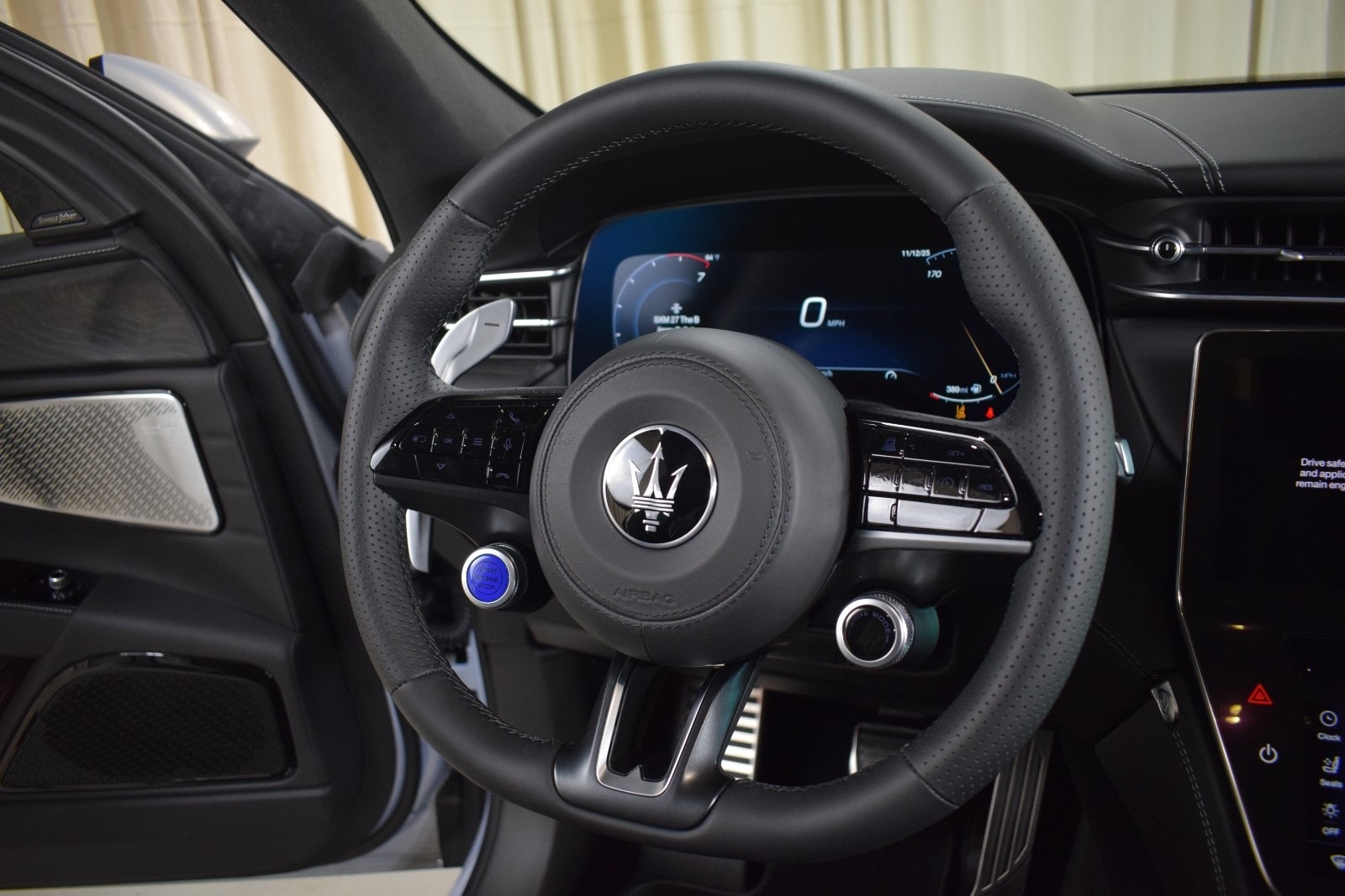 Thumbnail: 2025 Maserati Grecale - 25