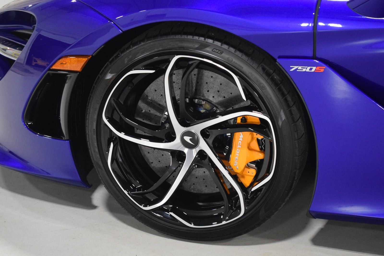 Thumbnail: 2024 Mclaren 750S - 7