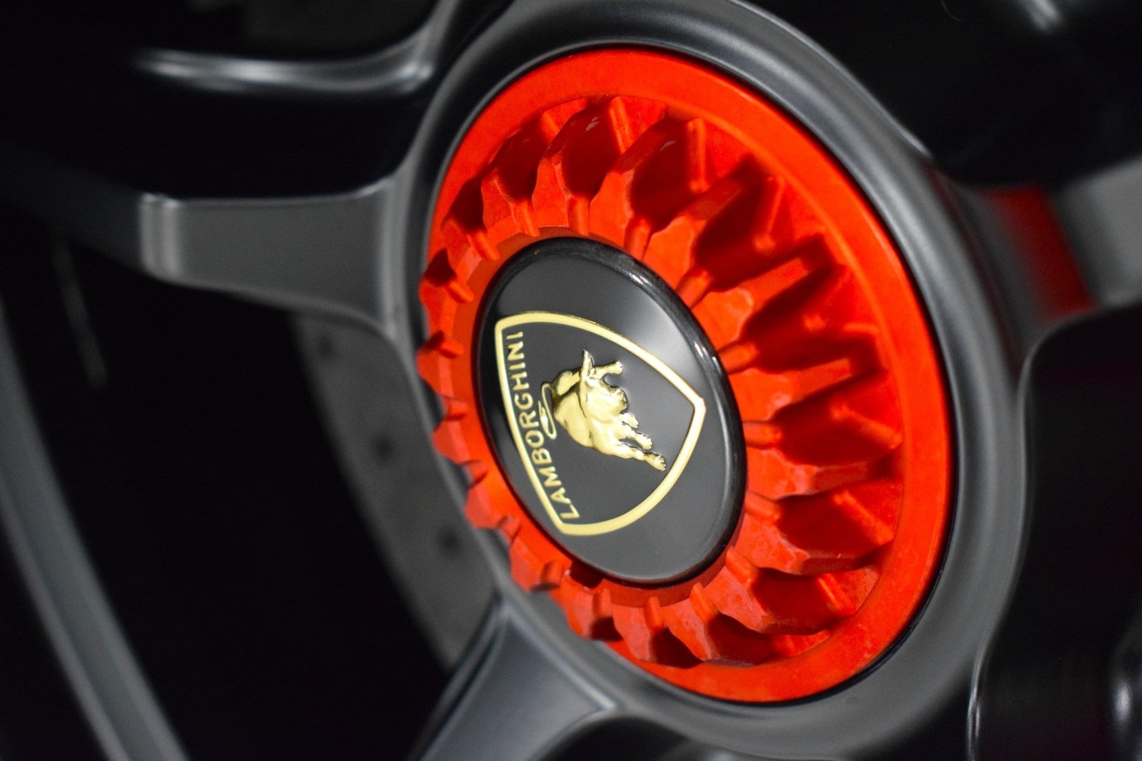 Thumbnail: 2019 Lamborghini Huracan - 18