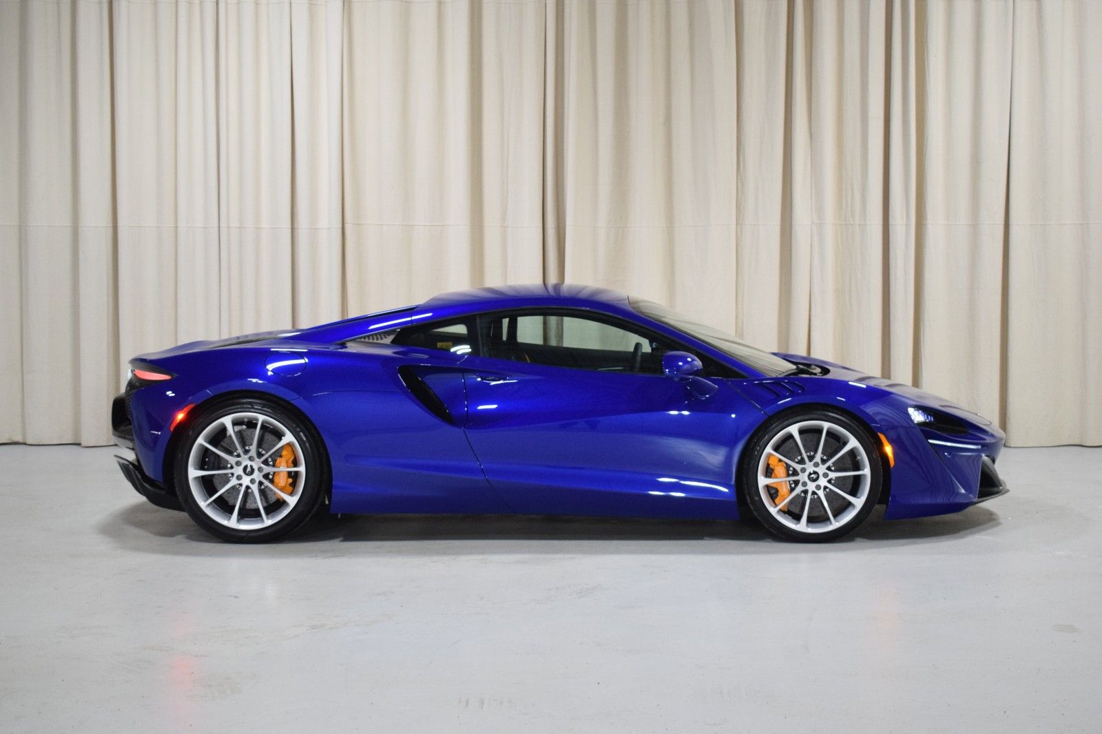 2026 McLaren Artura Performance - Photo 14