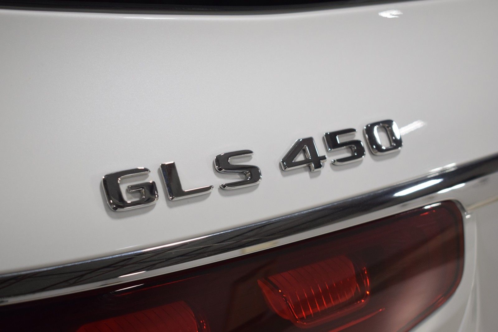 Thumbnail: 2025 Mercedes-Benz GLS - 10