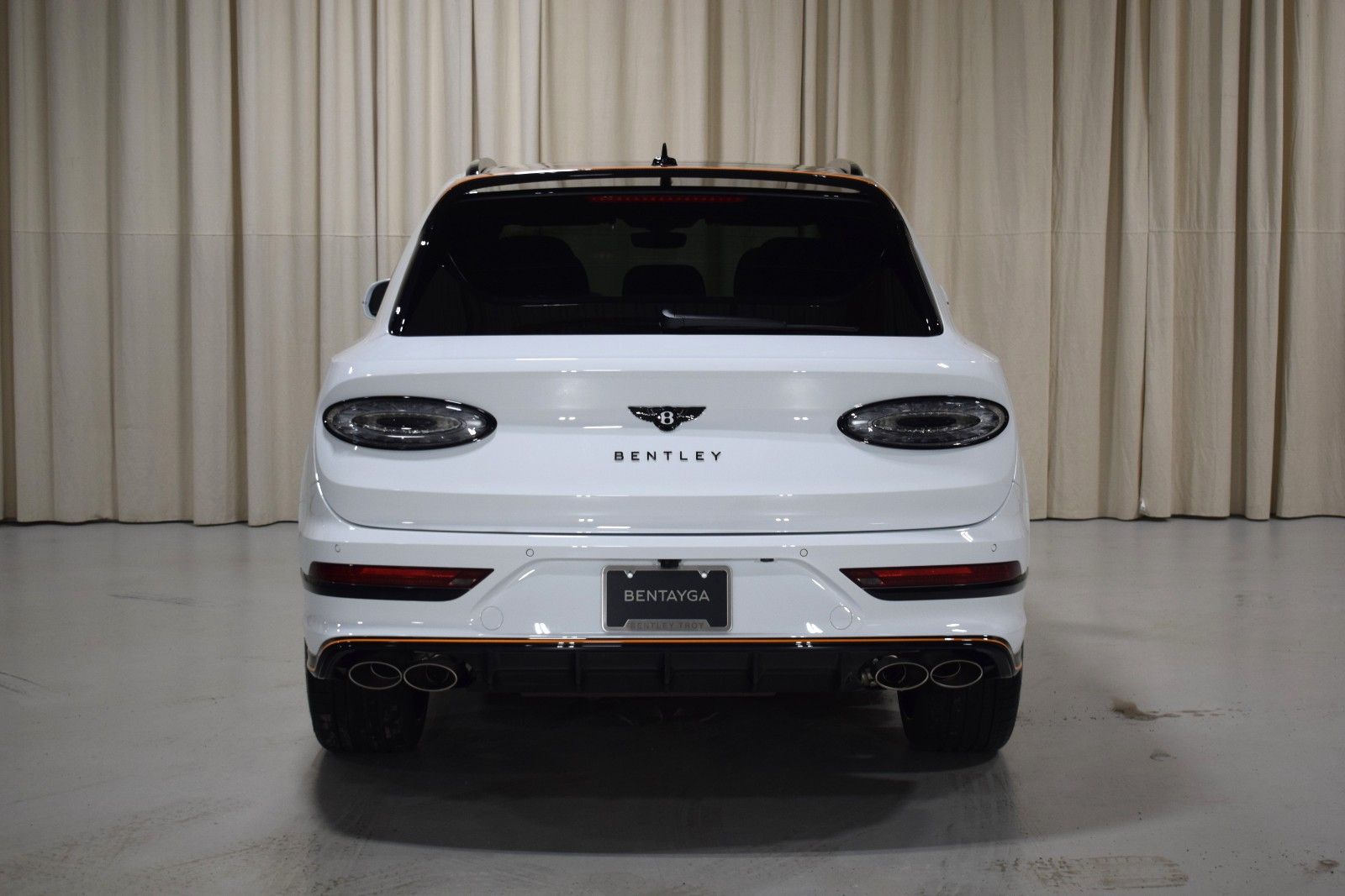 Thumbnail: 2026 Bentley Bentayga - 13