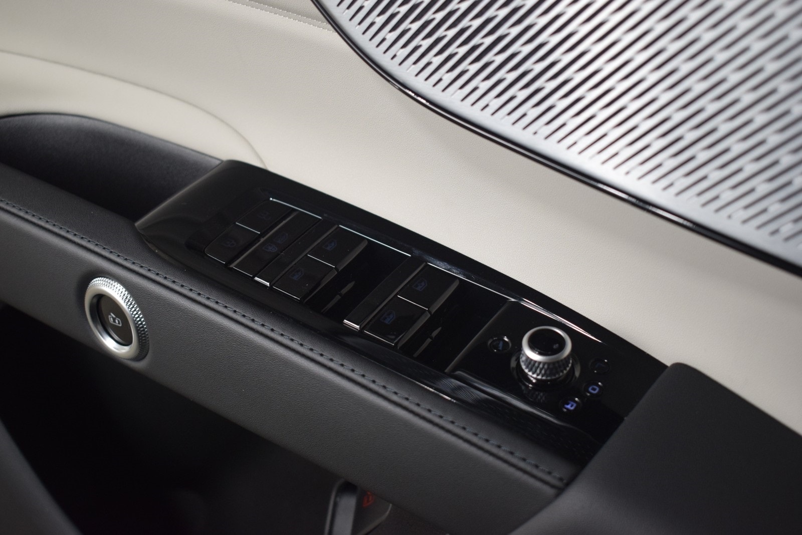 Thumbnail: 2024 Maserati Grecale - 39