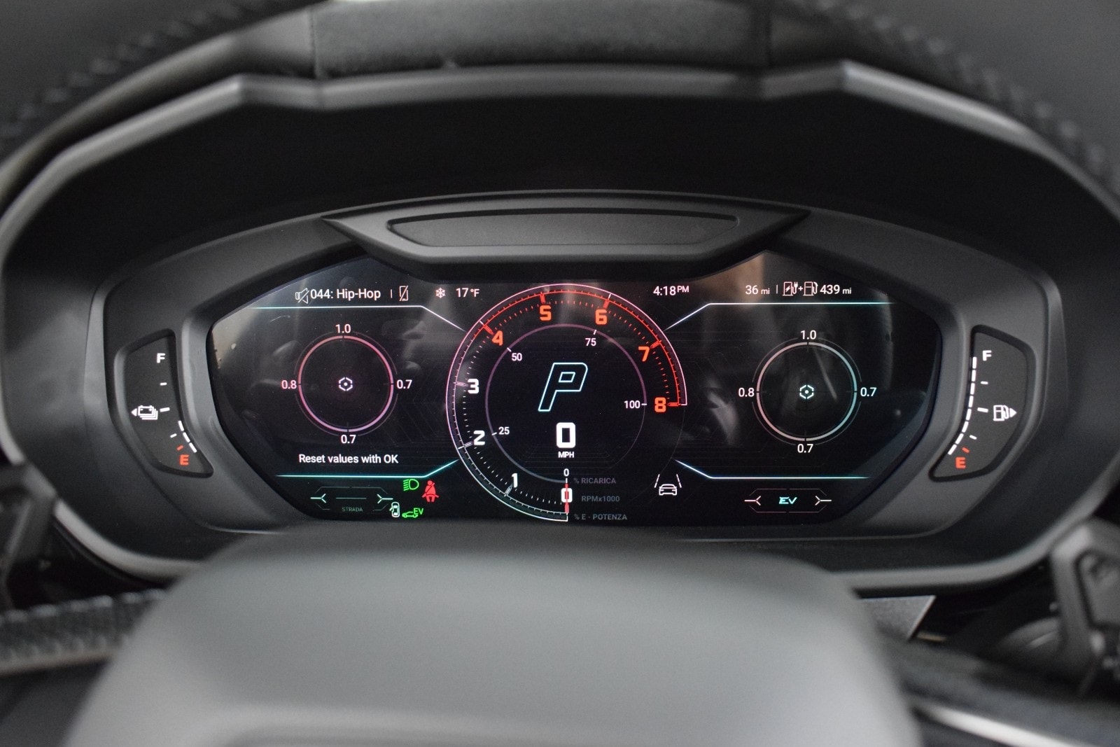 Thumbnail: 2025 Lamborghini Urus - 30