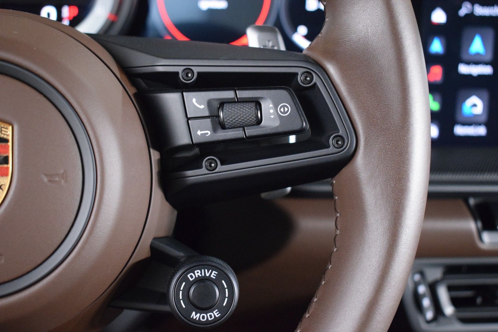 Thumbnail: 2023 Porsche 911 - 26